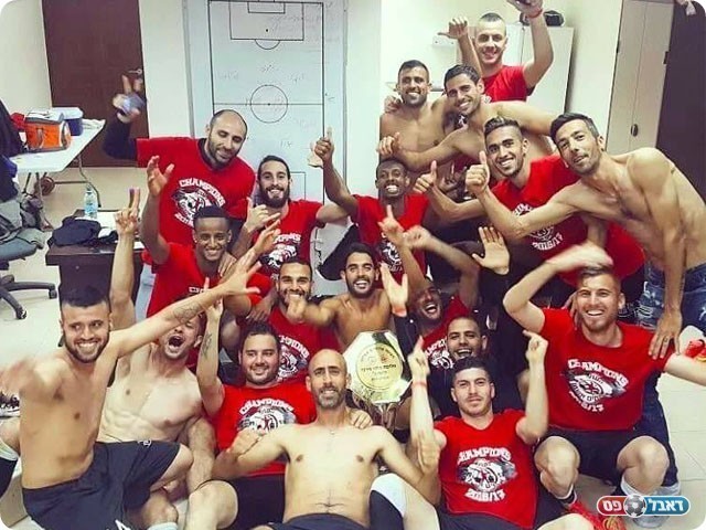 שחקני אשדוד בסיום המשחק (מדיה אדומים אשדוד)